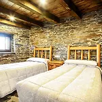 As Casias D'oscos Апартаменты *