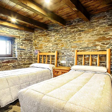 As Casias D'oscos Apartamento *